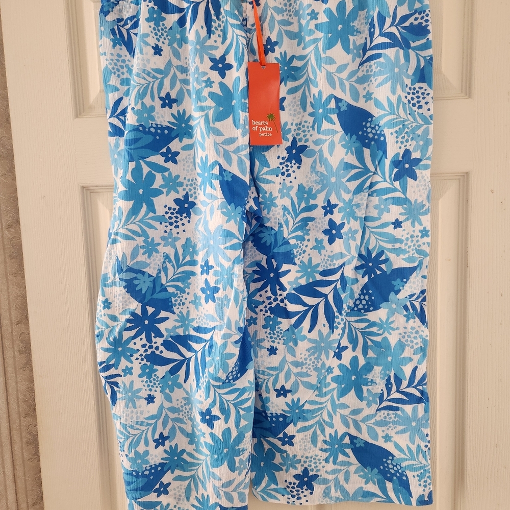 Hearts of Palm NWT capris w/ tropical print. - Picture 2 of 4